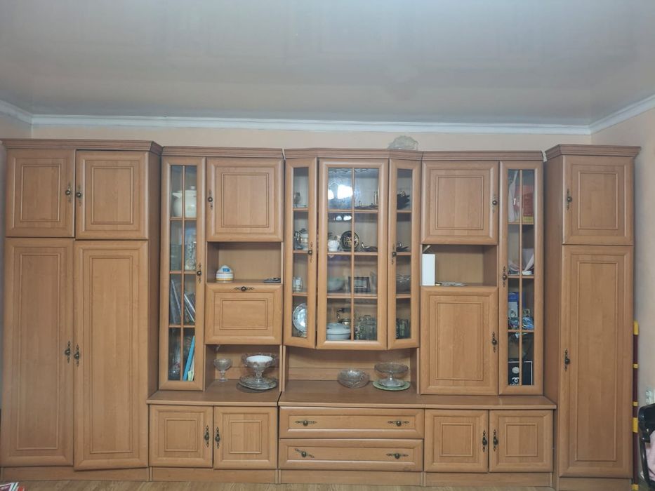 Стенка в гостиной