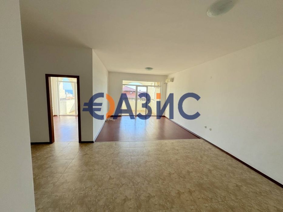 Продава се Двустаен апартамент в Свети Влас - 110 кв.м за 519 €/кв.м - Снимка #8