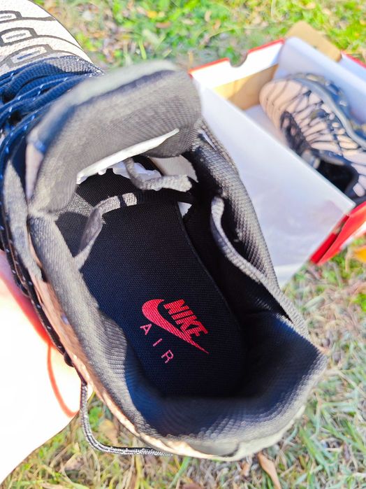 Air Max Plus Utility TN Crem-Negru/Mărime 43