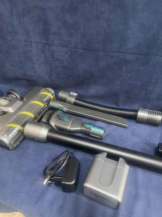 Безжична прахосмукачка Eureka AK9