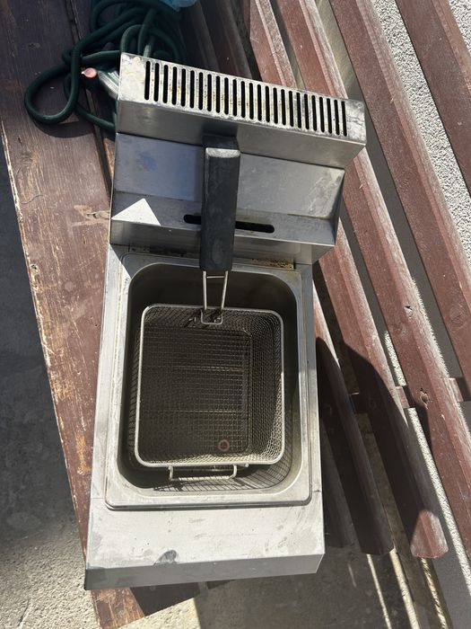 Friteuză profesională pe gaz 8L – Inox – GPL / Gaz Natural