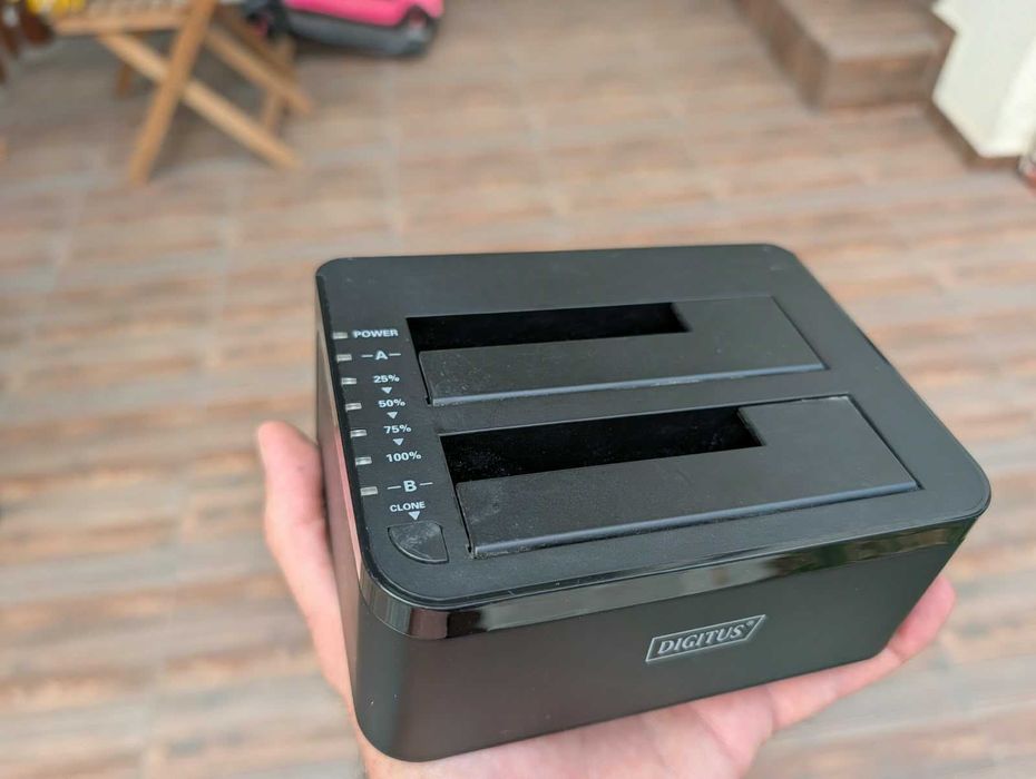 Docking station Digitus pentru 2 HDD/SSD SATA, cu funcție de clonare