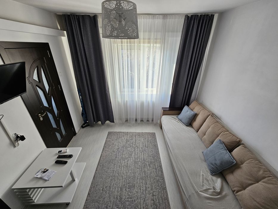 Proprietar, inchiriez garsoniera vest str. Eremia Grigorescu