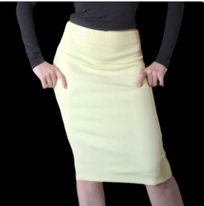 Fuste, noi, cu eticheta. Tommy Jeans,CalvinKlein. My Clothes pe Fb