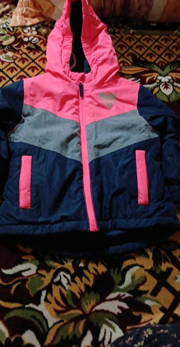 Lot hainute 110 de fetite