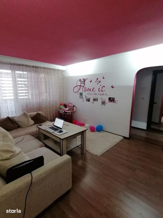 Apartament 3 cam
