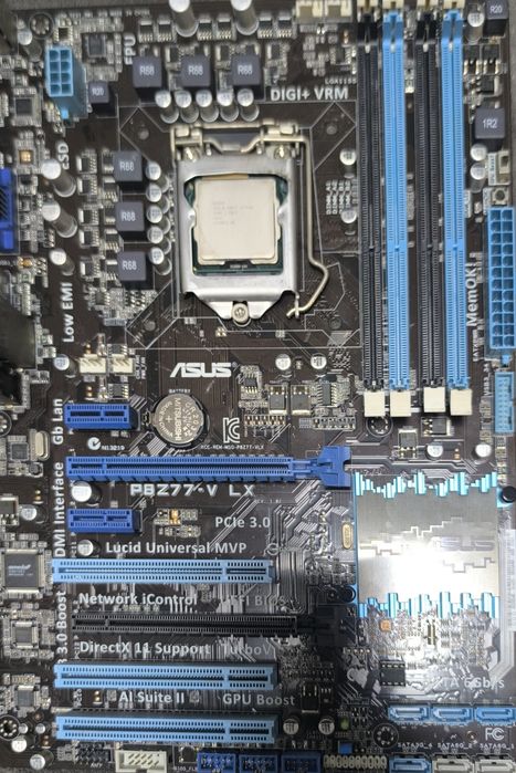 Материнские плата Asus