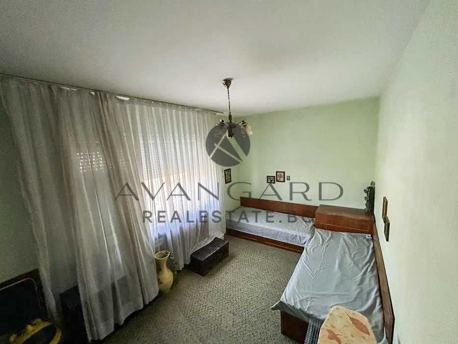 оф.24987 Тристаен обзаведен с реална квадратура/ Тракия