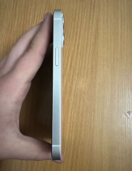 Iphone 13 holati rasimda