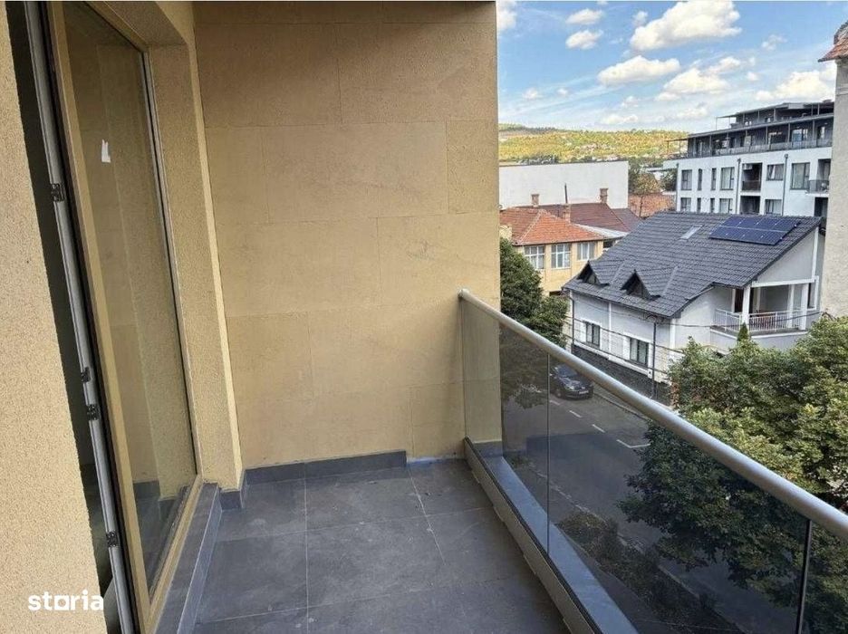 Apartament decomandat | 3 camere | 2 băi |M. Viteazul