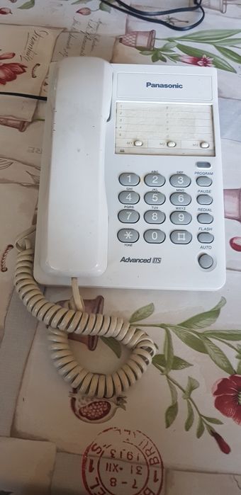 Стационарен телефон Panasonic kx-t2371fxw