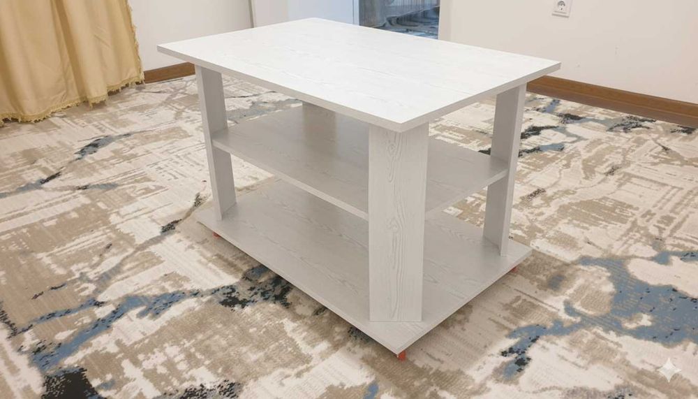 G‘ildirakli jurnallik stol / Журнальный столик на колесиках