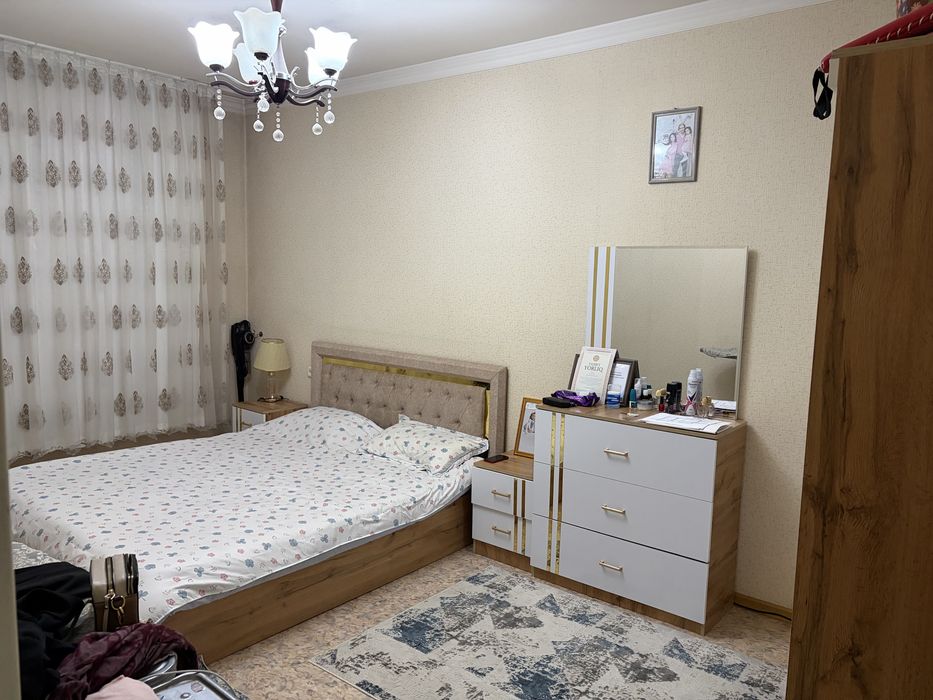 Продаю свою 4-х комнатную квартиру на Юнусабаде 8