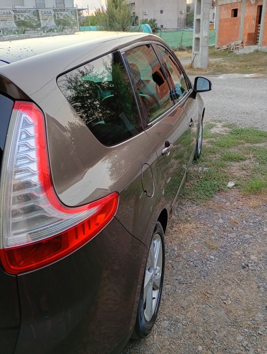 Renault Grand Scenic 7 locuri