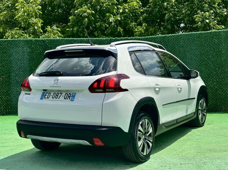 Peugeot 2008 ALLURE