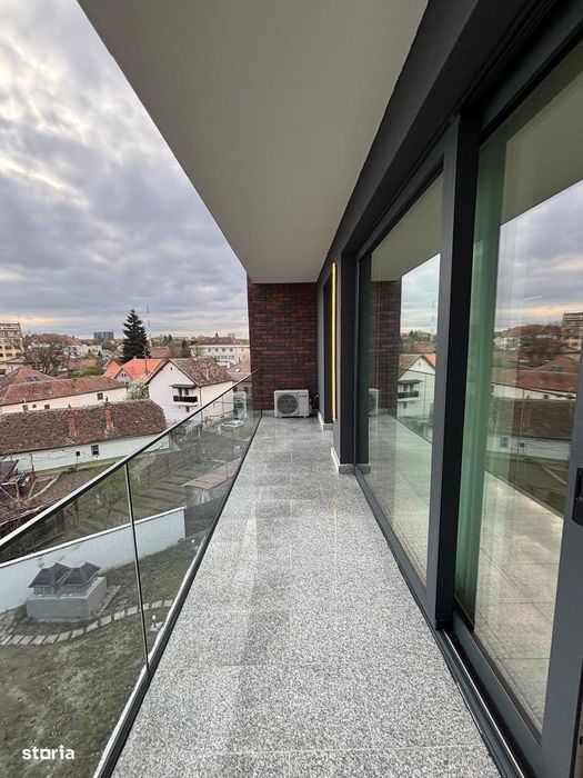 Ap NOU de lux 3 camere 2 bai /garaj/terasa zona Centrala