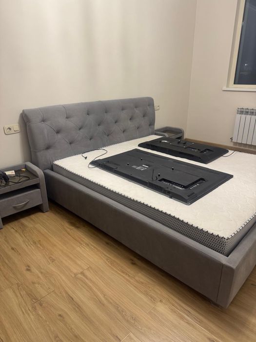 Кровать двухспальная