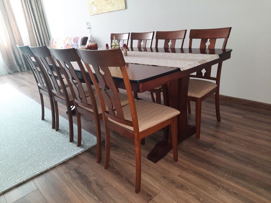 Набор стульев . Продаются 6 шт. Новые.