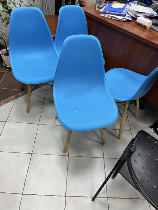 срочно продам стулья