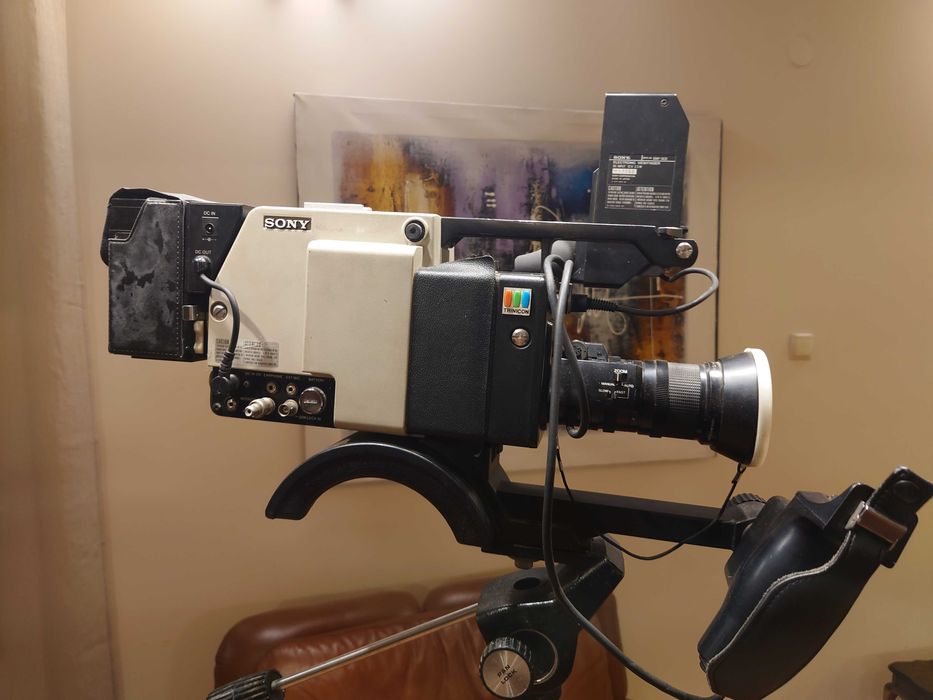 Камера SONY DXC-1800P