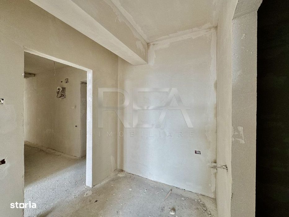 4 camere decomandat cu curte Ultracentral