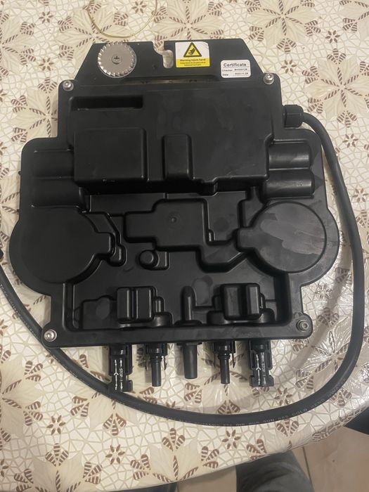 Invertor microinvertor 230 volti ongrid