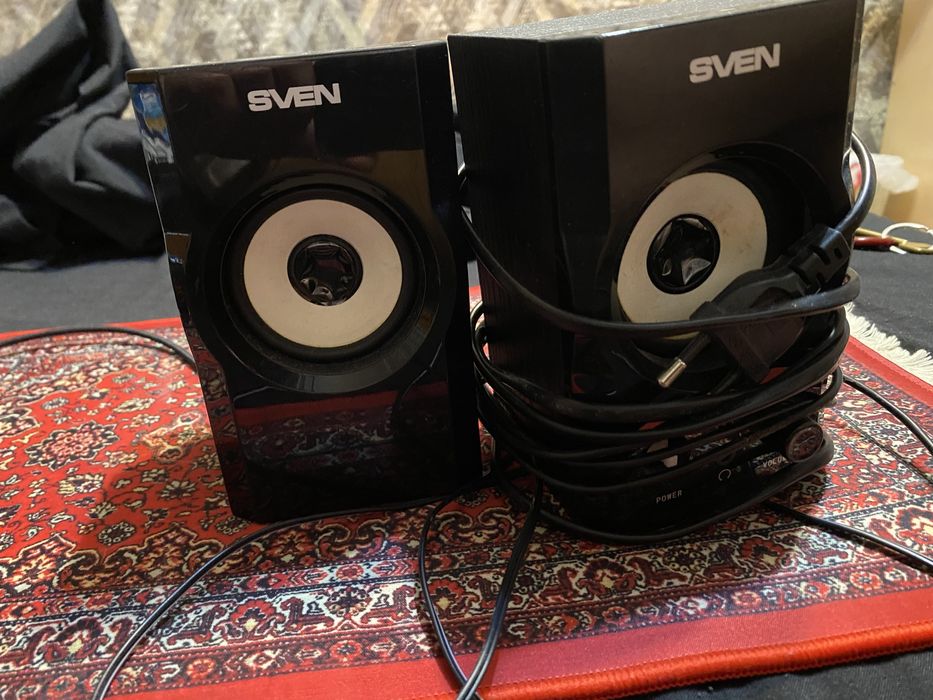 Продаю колонки SVEN