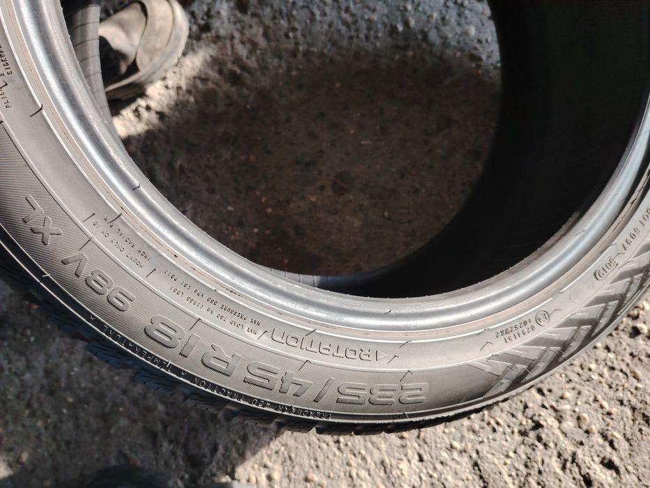 235/45 R18 Nokian WeatherProf iarnă M+S