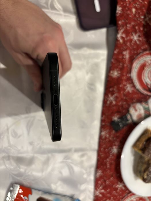 Iphone 15 plus de vanzare