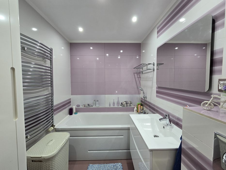 Chirie Apartament 4 camere Premium