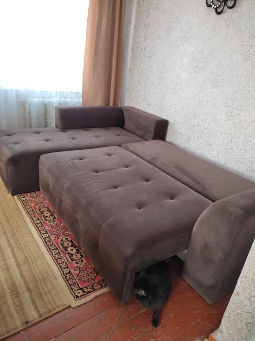 Продается диван угловой