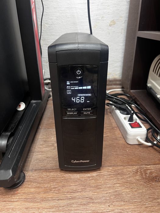 источник бесперебойного питания.  CyberPower VP1600ELCD