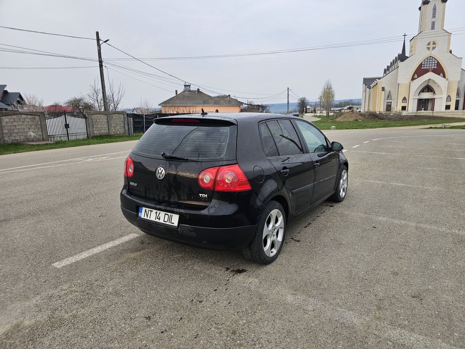 Volkswagen Golf 5 1.9 BKC