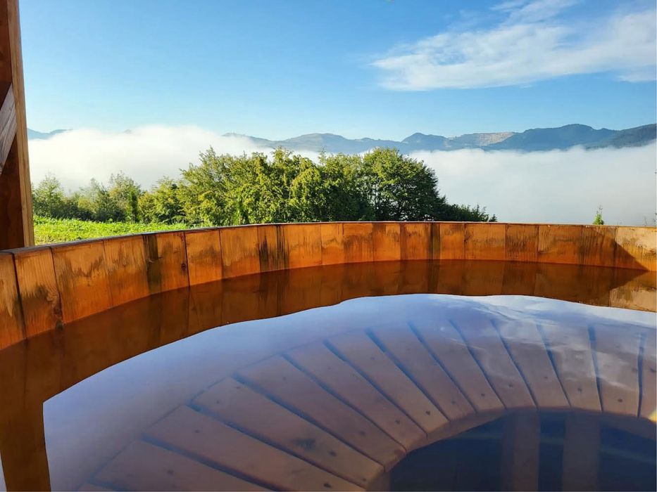 Cabana de inchiriat cu ciubar. Priveliste deosebita!