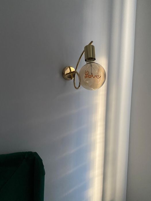 Set dormitor lustra + 2 aplici aurii cu becuri lexman incluse