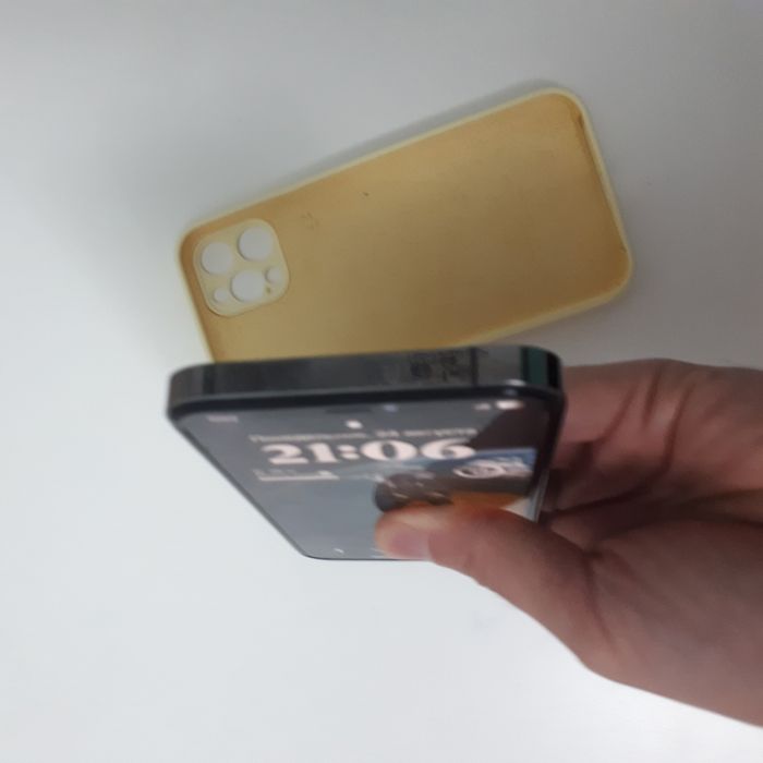 Айфон 12про продам