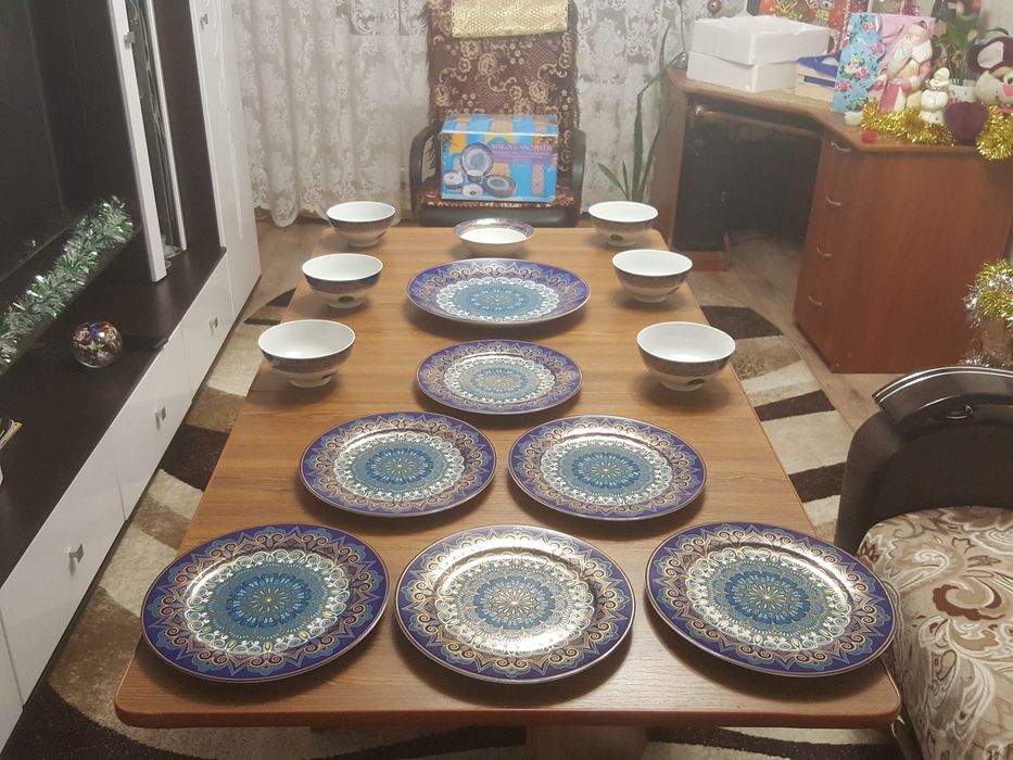 Фарфоровый сервиз новый