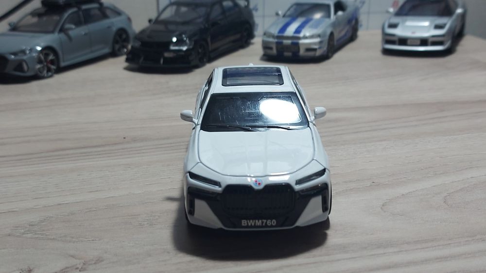 BMW i7 в идеальном состоянии