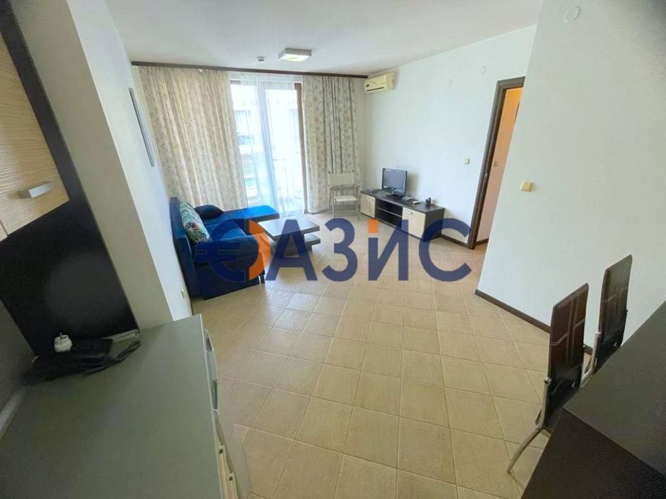 Продава се Двустаен апартамент в к.к. Слънчев бряг - 67 кв.м за 1038 €/кв.м - Снимка #4