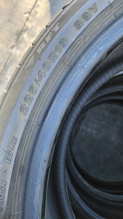 Гуми спорт пакет 225 40 19 и 255 35 19