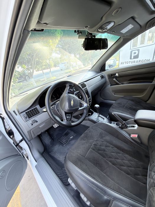 Chevrolet gentra avtomat