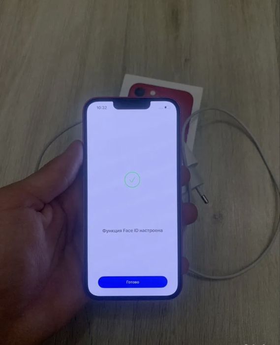 Продам Айфон 13/256