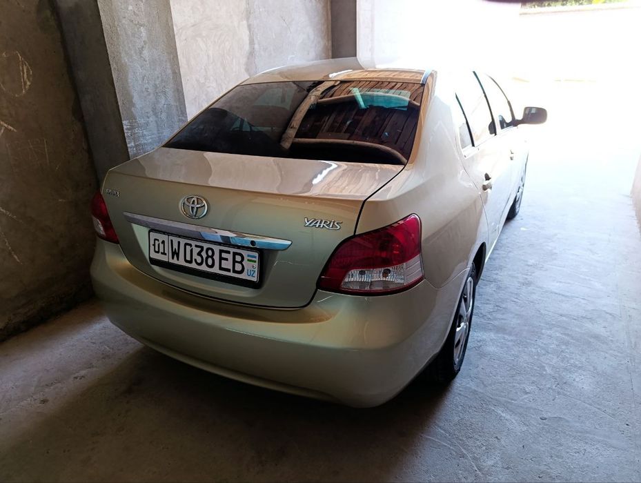 Срочно продаётся Свой Toyota Yaris