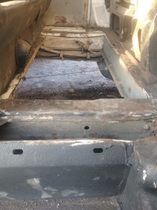 Vând camionetă Wolsvagen Doka T4