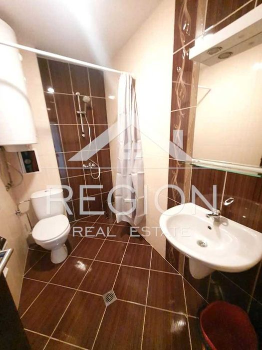 Дава се под наем Тристаен апартамент в Варна, Център - 90 кв.м за 612 € - Снимка #9