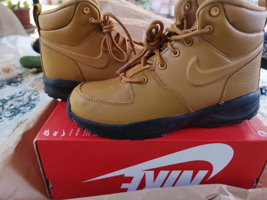 Чисто нови ,Оригинални