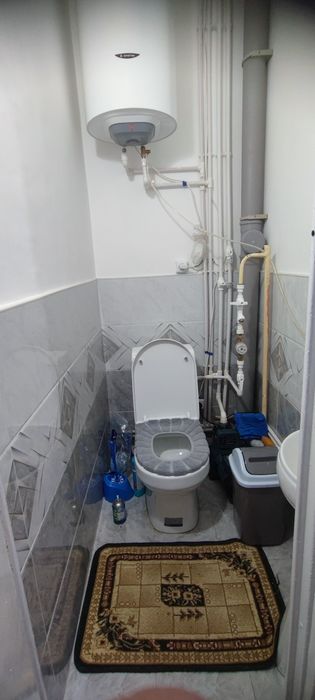 5 xonali Dom sotiladi yangi remont qilingan