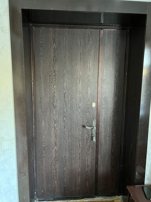 Темір есік сатылады размері 220*140