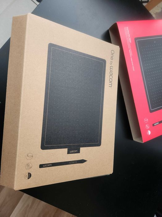 Графичен таблет Wacom medium с Гаранция