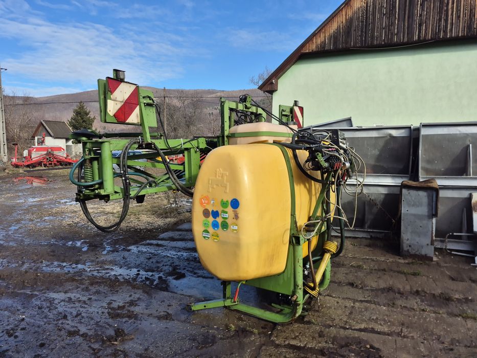Amazone UF 1000 met erbicidat- stropit. 1000 l,15 m brate,calculator.recent adusa din Germania